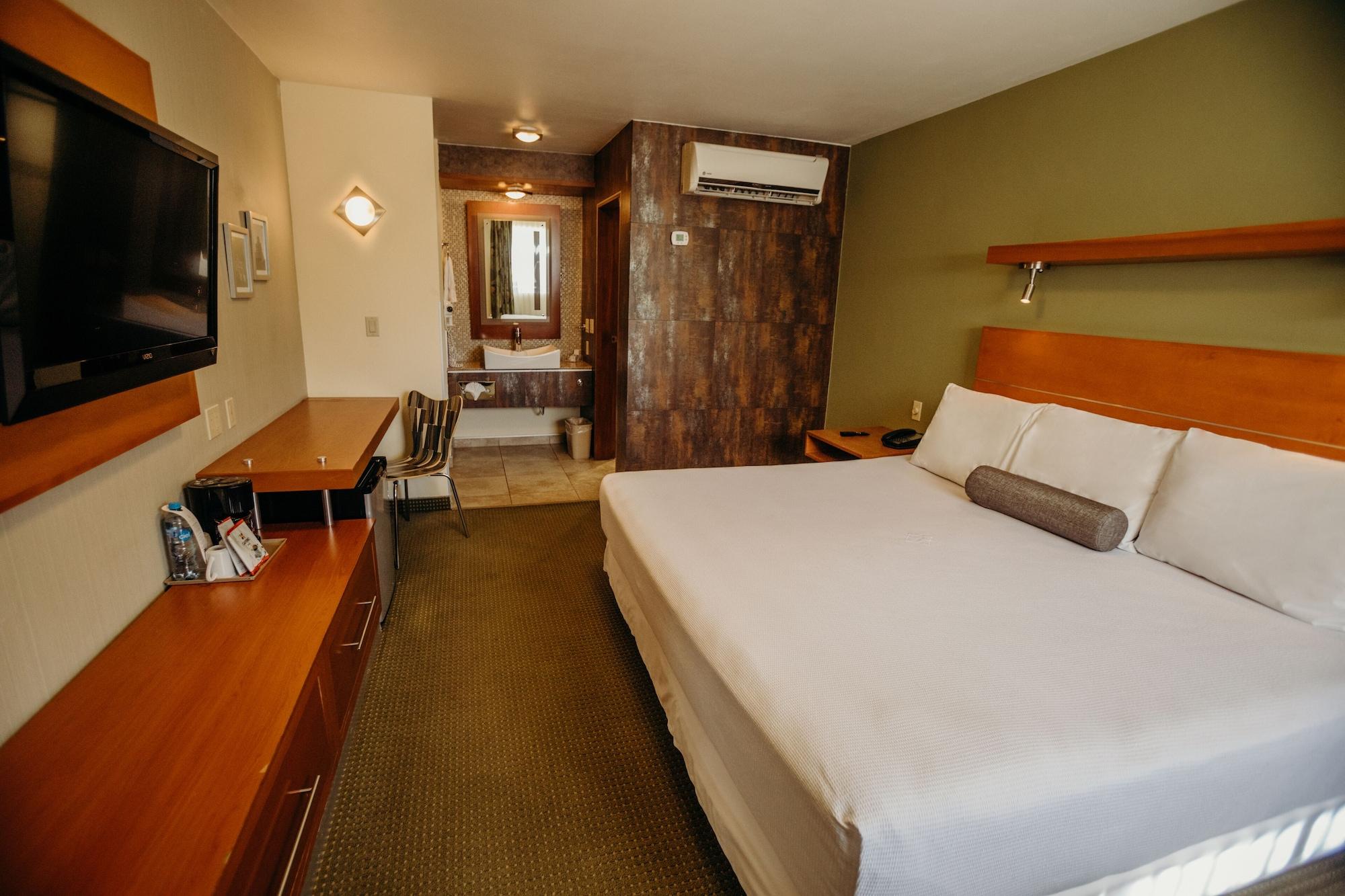 Hotel Calafia เม็กซิกาลิ ภายนอก รูปภาพ